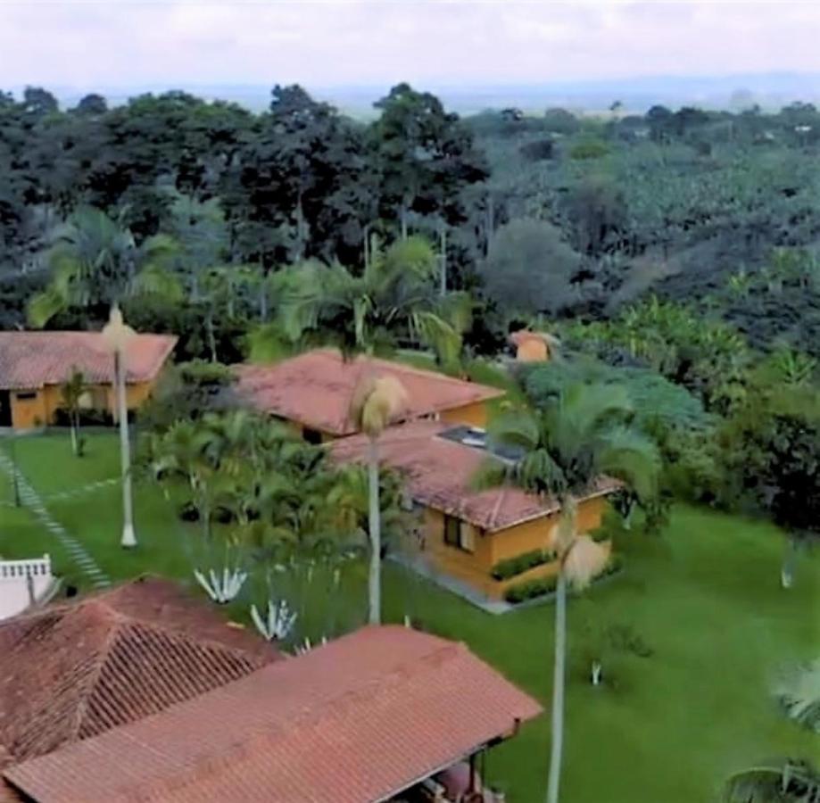 Praga Hotel Campestre 아르메니아 외부 사진