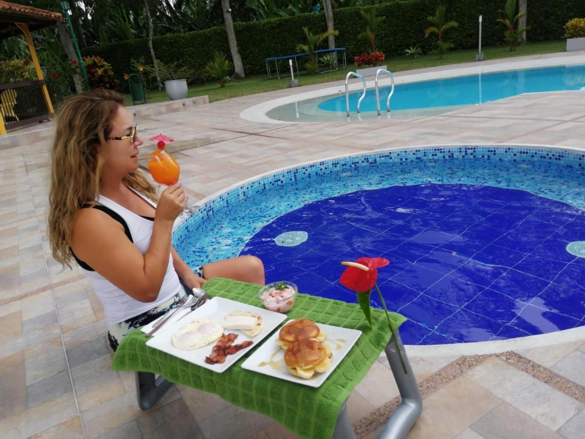Praga Hotel Campestre 아르메니아 외부 사진